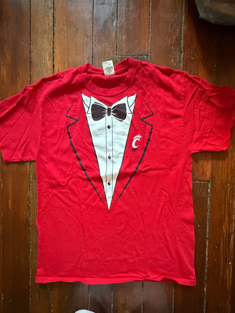 Vintage University of Cincinnati UC Red Tuxedo Tee with C Paw